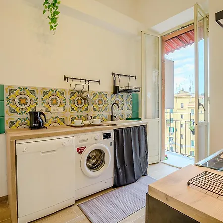 Candia Cento Vatican Museums Apartment Rome